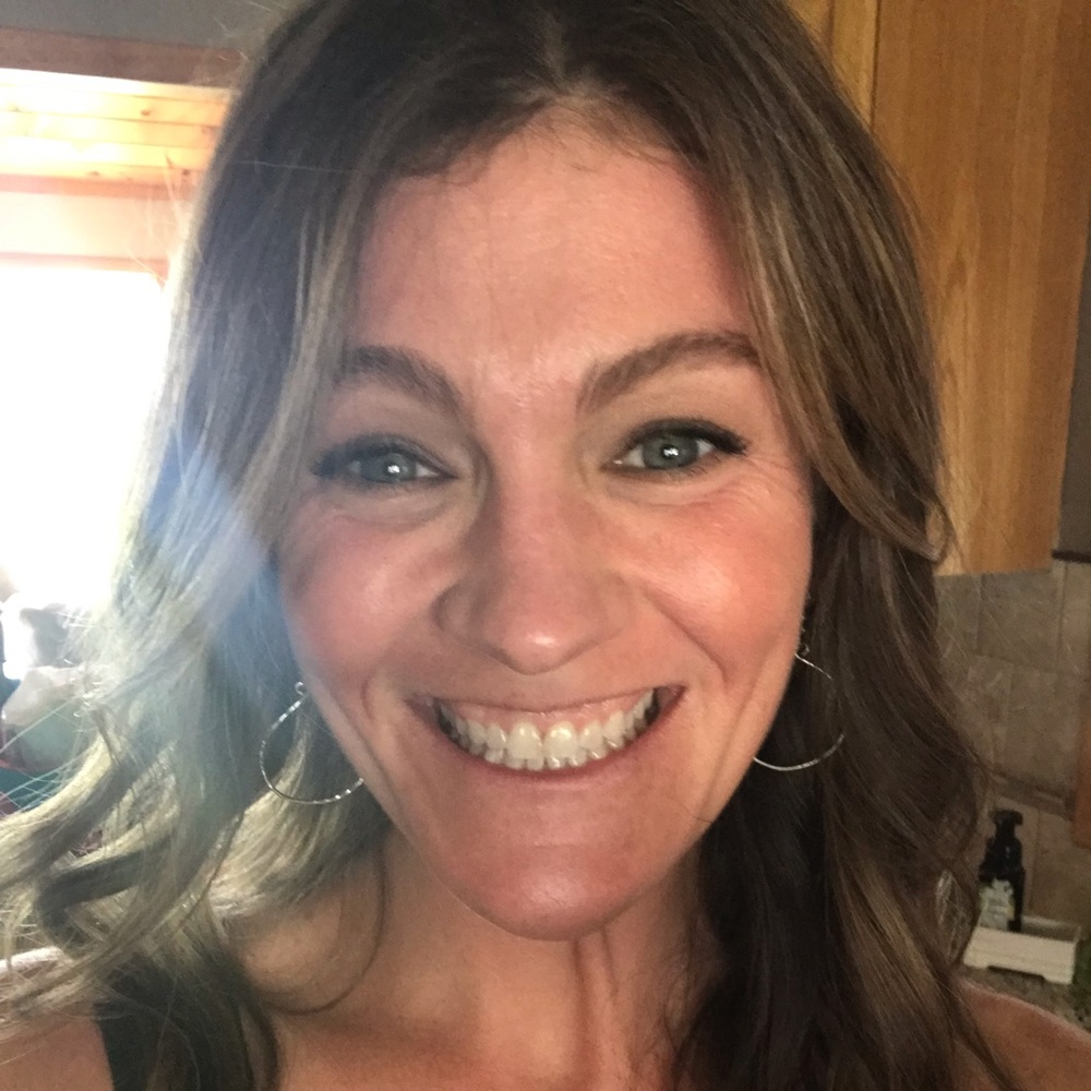 Meet your Posher, Holly